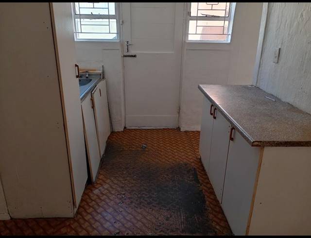 3 BEDROOM HOUSE FOR SALE IN PORTLANDS